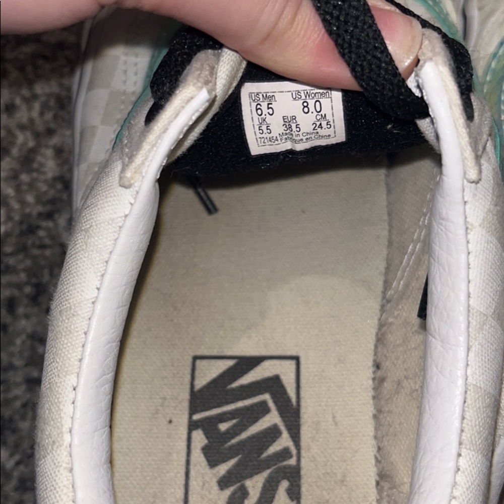 Custom Vans - image 3